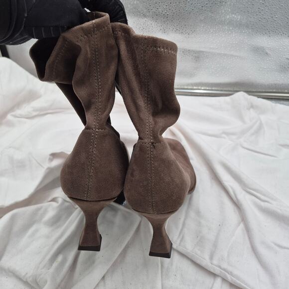New Seychelles Paragon Boot heeled bootie Brown sueded women's size 7 - Picture 3 of 8